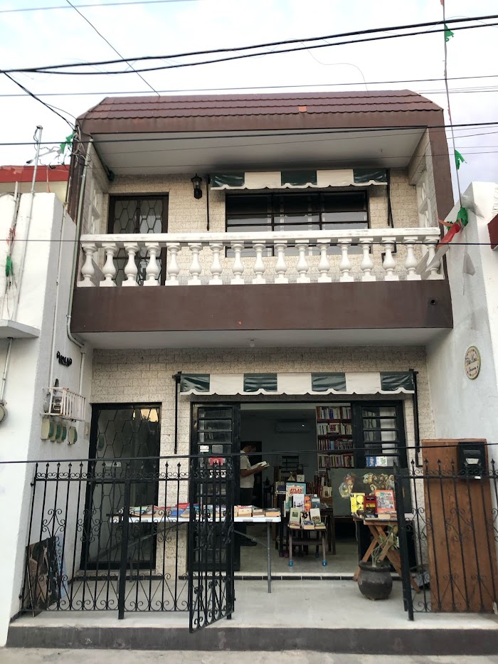 Bazar Literario de la 50 - Librería en Yucatán